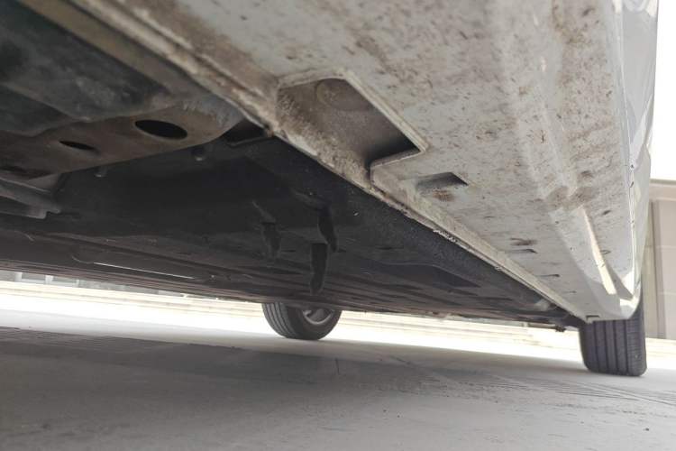 Used Geely Auto Preface 2023 1.5TD Fuyao Version Chassis Front Left