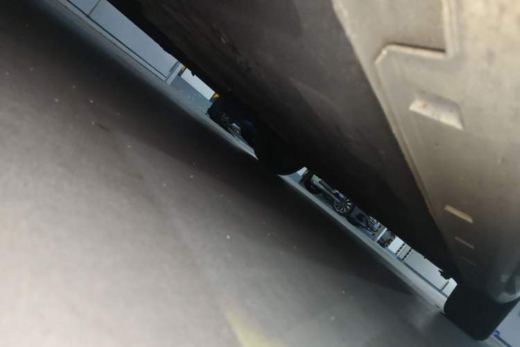Used Geely Auto Preface 2023 1.5TD Fuyao Version Chassis Front Left