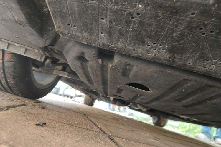 Used Geely Auto Preface 2023 2.0TD Prestige Version Chassis Front Right