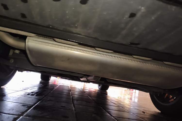 Used Geely Auto Preface 2023 2.0TD Prestige Version Chassis Rear
