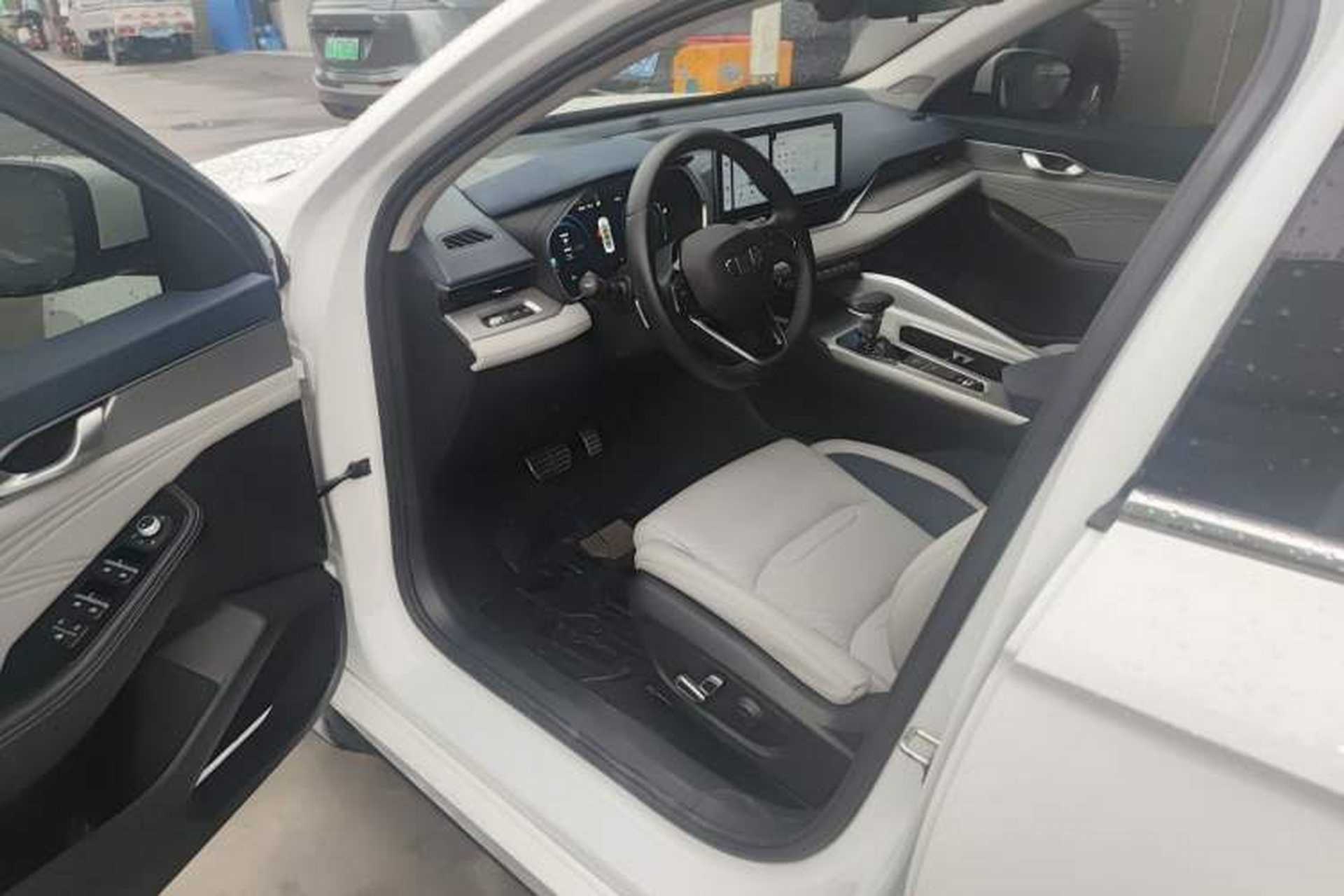 Used Geely Auto Preface 2023 2.0TD Prestige Version Driver Seat