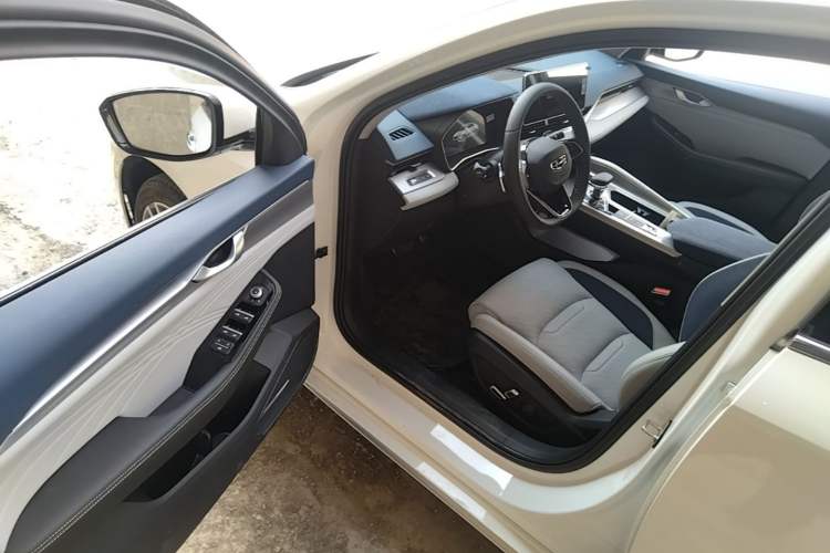 Used Geely Auto Preface 2023 2.0TD Prestige Version Driver Seat