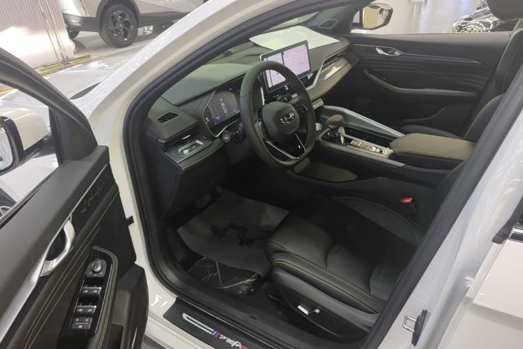 Used Geely Auto Preface 2023 1.5TD Fuyao Version Driver Seat