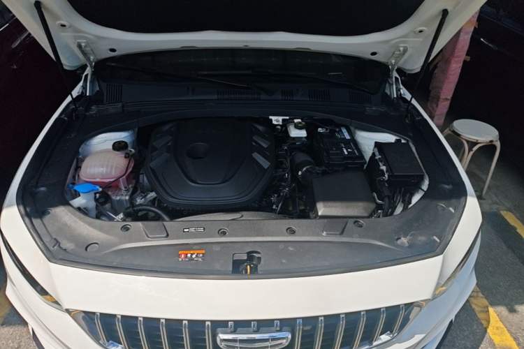 Used Geely Auto Preface 2023 2.0TD Luxury Version Engine Bay