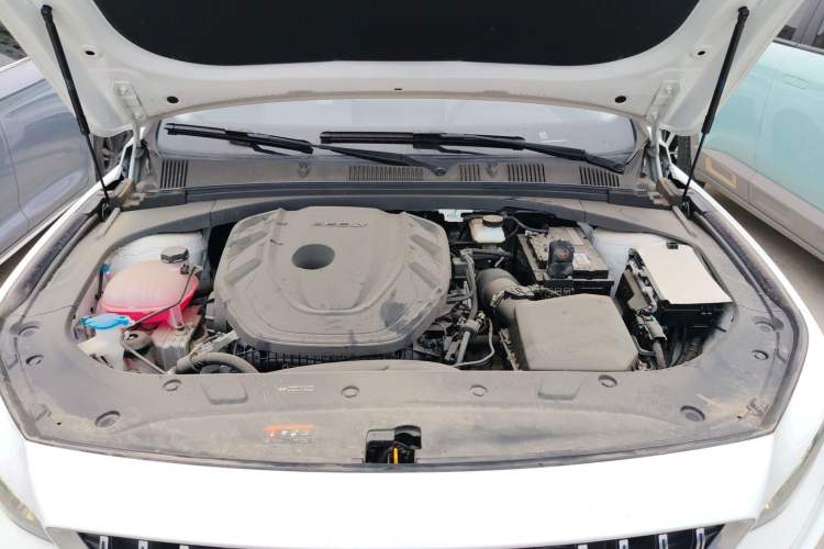 Used Geely Auto Preface 2023 2.0TD Luxury Version Engine Bay