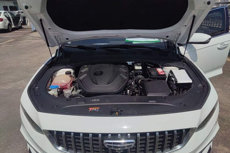Used Geely Auto Preface 2023 2.0TD Luxury Version Engine Bay