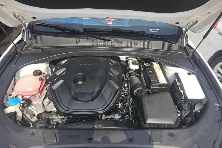 Used Geely Auto Preface 2023 2.0TD Prestige Version Engine Bay