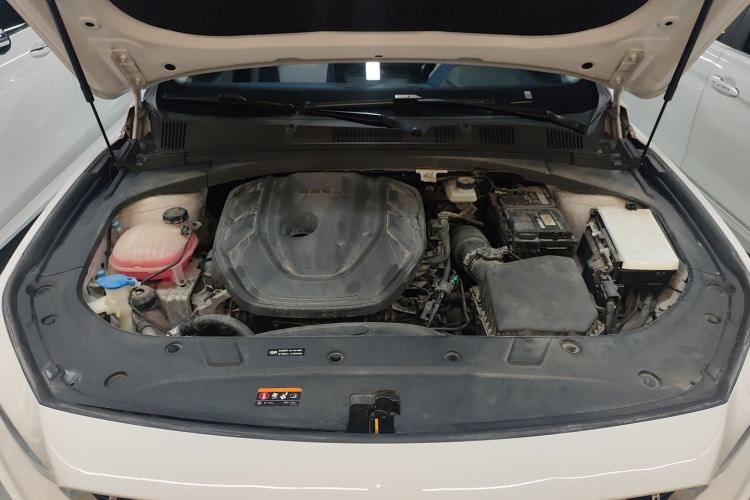 Used Geely Auto Preface 2023 2.0TD Prestige Version Engine Bay