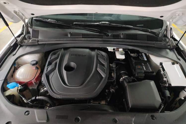 Used Geely Auto Preface 2023 2.0TD "Only This Verdant Green" Edition Engine Bay