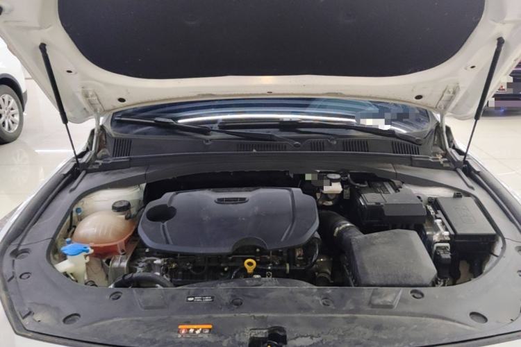 Used Geely Auto Preface 2023 1.5TD Fuyao Version Engine Bay