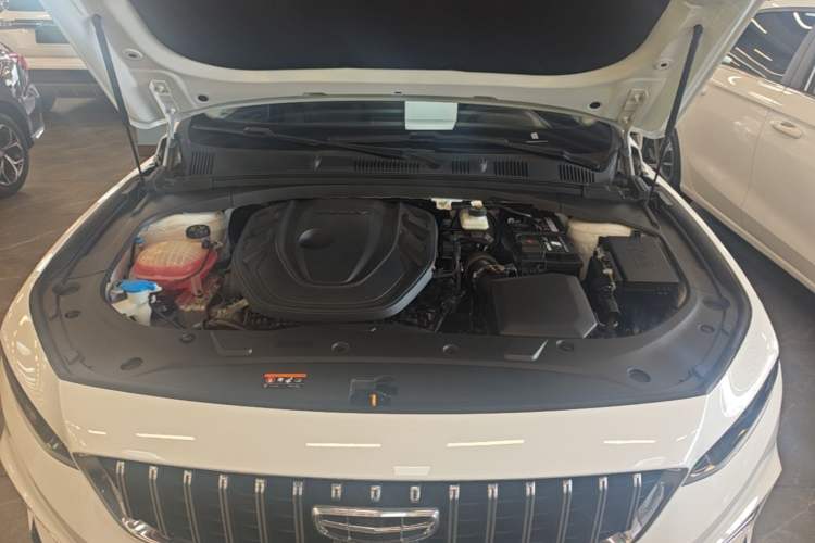 Used Geely Auto Preface 2023 2.0TD Luxury Version Engine Bay