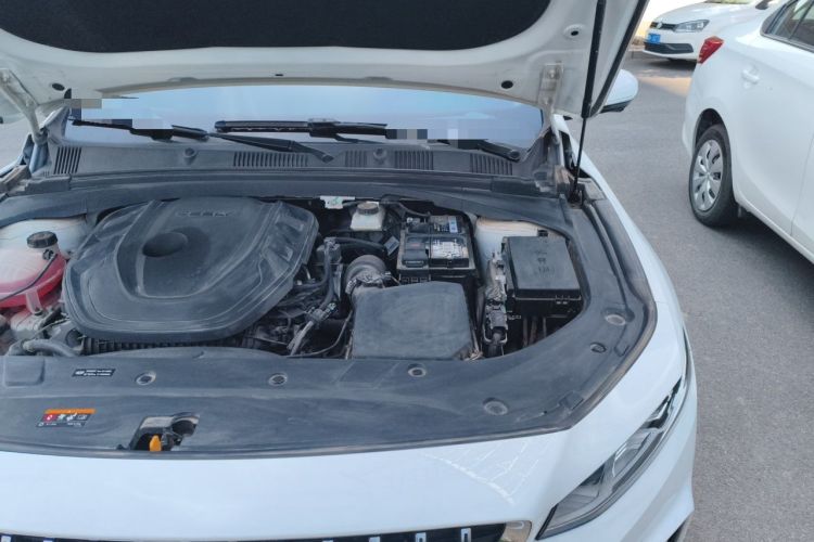 Used Geely Auto Preface 2023 2.0TD Prestige Version Engine Bay Left