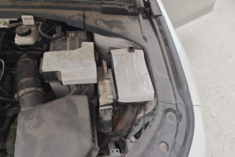 Used Geely Auto Preface 2023 1.5TD Fuyao Version Engine Bay Left