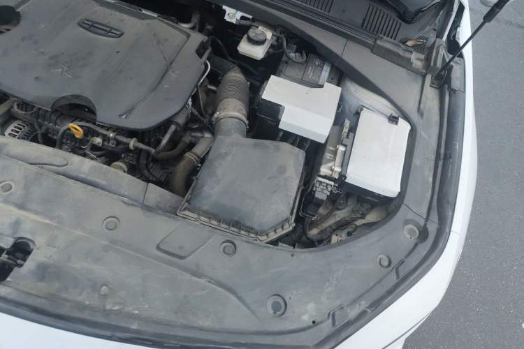 Used Geely Auto Preface 2023 1.5TD Fuyao Version Engine Bay Left