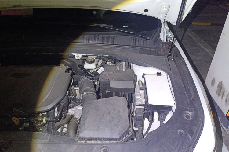 Used Geely Auto Preface 2023 1.5TD Kunlun Edition Engine Bay Left