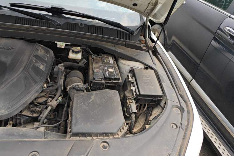 Used Geely Auto Preface 2023 2.0TD Luxury Version Engine Bay Left