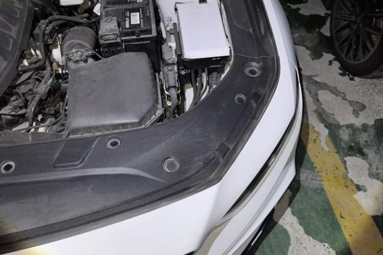 Used Geely Auto Preface 2023 2.0TD Prestige Version Engine Bay Left