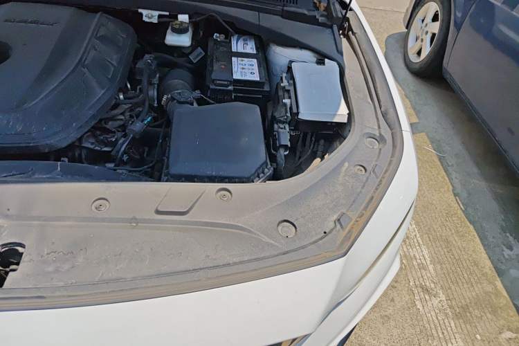 Used Geely Auto Preface 2023 2.0TD Luxury Version Engine Bay Left