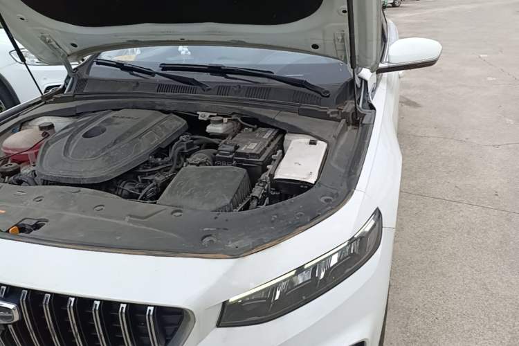 Used Geely Auto Preface 2023 2.0TD Luxury Version Engine Bay Left