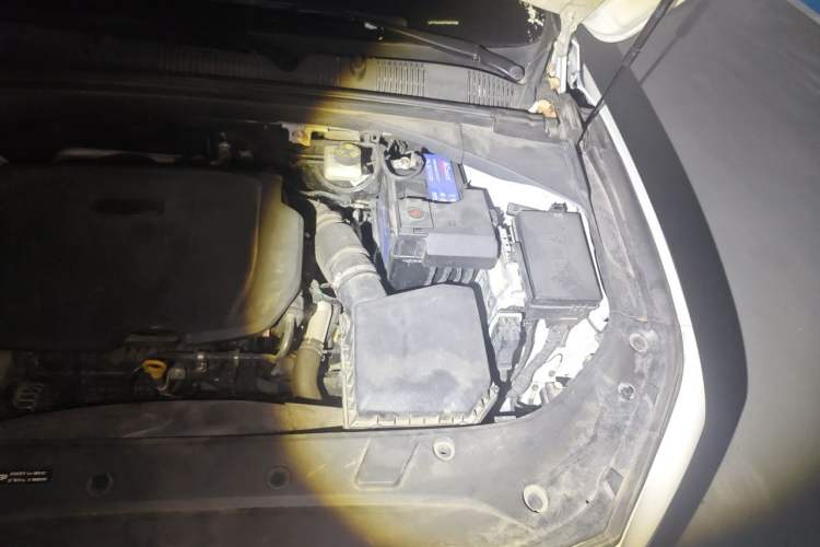 Used Geely Auto Preface 2023 1.5TD Fuyao Version Engine Bay Left