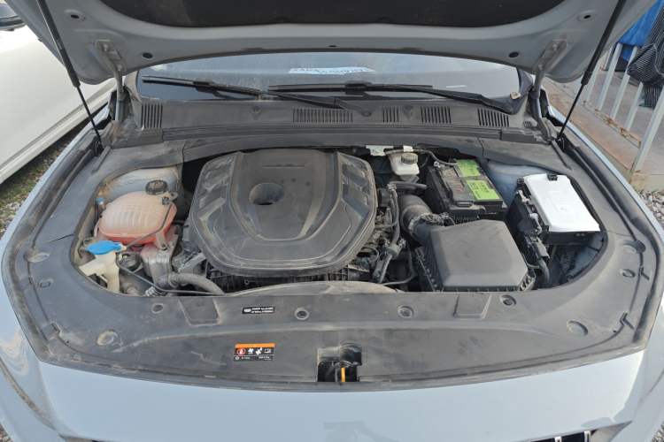 Used Geely Auto Preface 2023 2.0TD Luxury Version Engine Bay