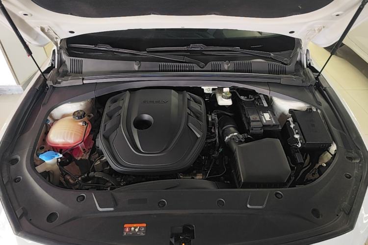 Used Geely Auto Preface 2023 2.0TD Prestige Version Engine Bay