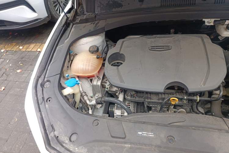 Used Geely Auto Preface 2023 1.5TD Fuyao Version Engine Bay Right