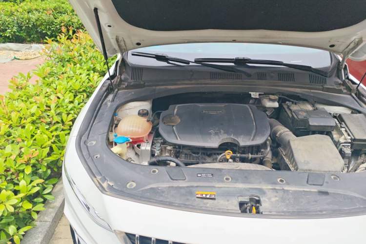 Used Geely Auto Preface 2023 1.5TD Kunlun Edition Engine Bay Right