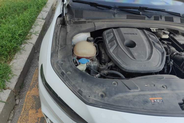 Used Geely Auto Preface 2023 2.0TD Luxury Version Engine Bay Right