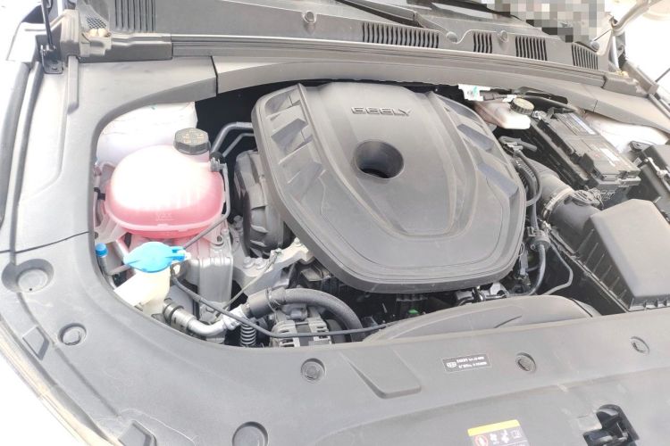 Used Geely Auto Preface 2023 2.0TD Luxury Version Engine Bay Right