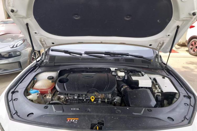 Used Geely Auto Preface 2023 1.5TD Fuyao Version Engine Bay