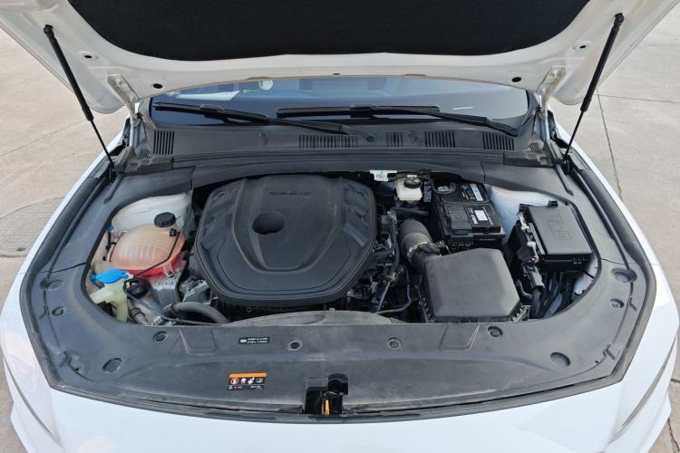 Used Geely Auto Preface 2023 2.0TD Prestige Version Engine Bay