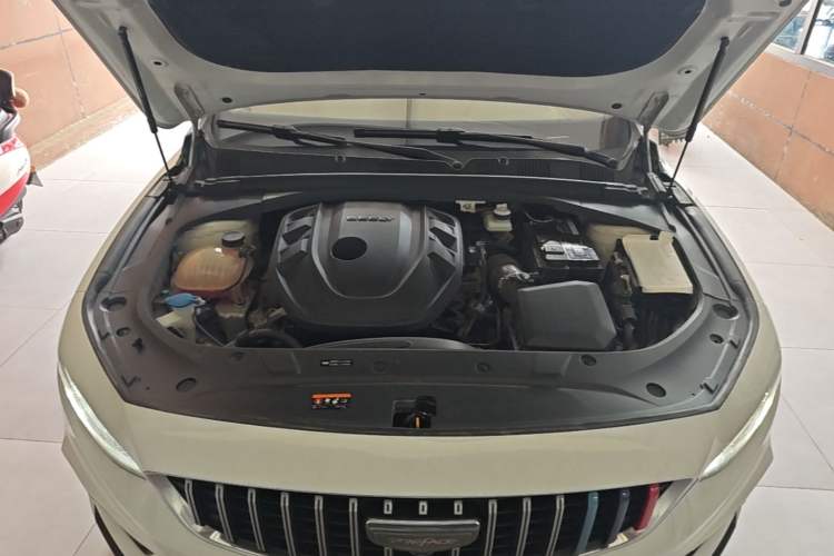 Used Geely Auto Preface 2023 2.0TD Prestige Version Engine Bay