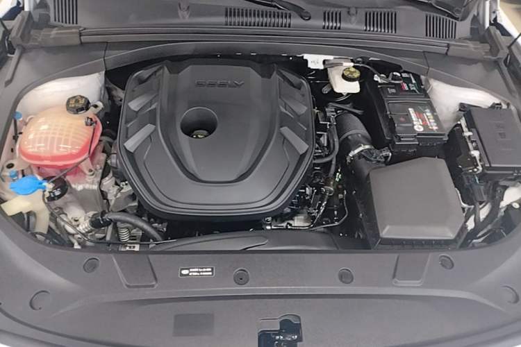 Used Geely Auto Preface 2023 2.0TD Prestige Version Engine Bay