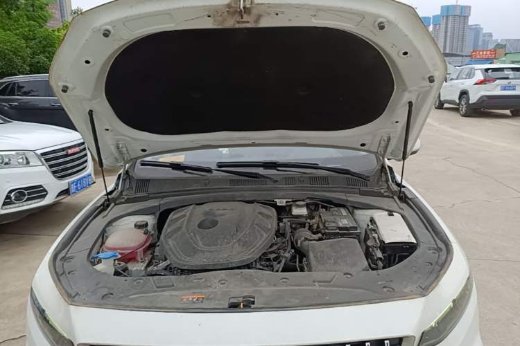 Used Geely Auto Preface 2023 2.0TD Luxury Version Engine Bay