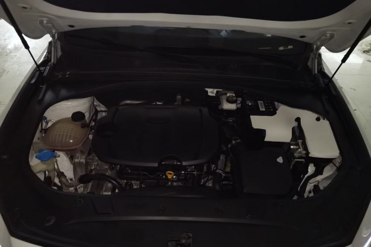 Used Geely Auto Preface 2023 1.5TD Fuyao Version Engine Bay