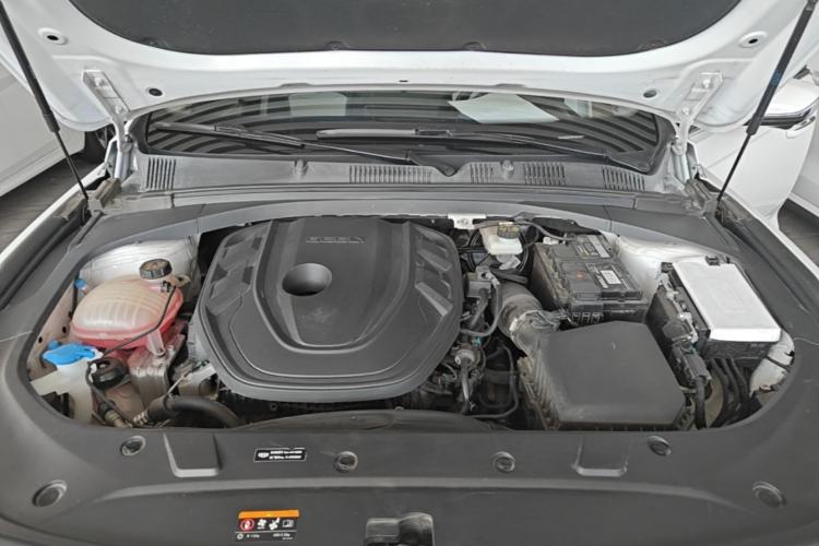 Used Geely Auto Preface 2023 2.0TD Prestige Version Engine Bay