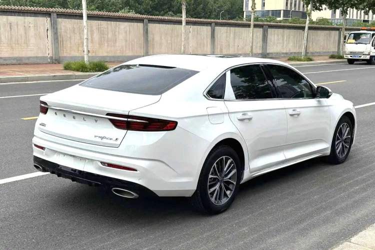 Used Geely Auto Preface 2023 1.5TD Fuyao Version Exterior 3