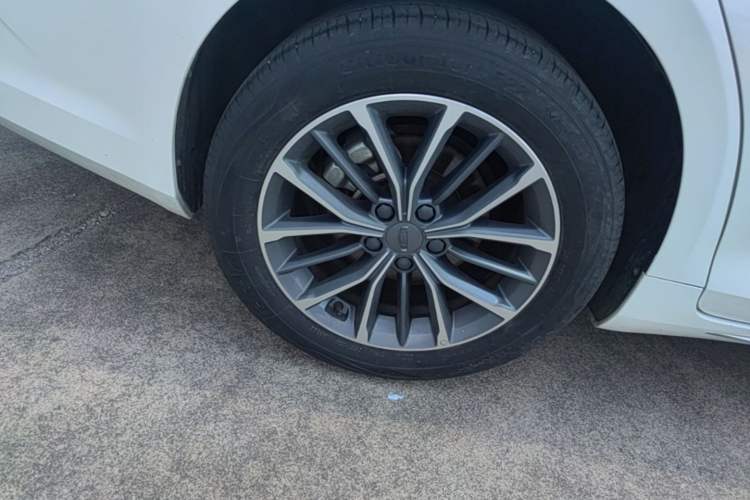 Used Geely Auto Preface 2023 2.0TD Luxury Version Exterior 5