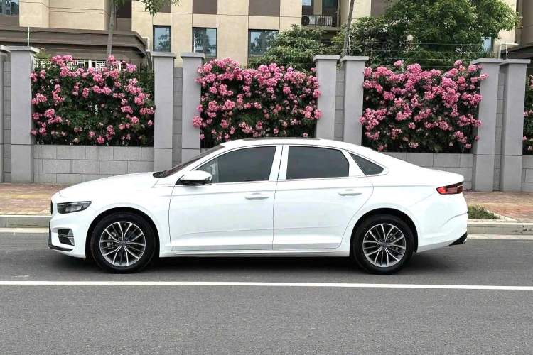 Used Geely Auto Preface 2023 1.5TD Fuyao Version Exterior 6