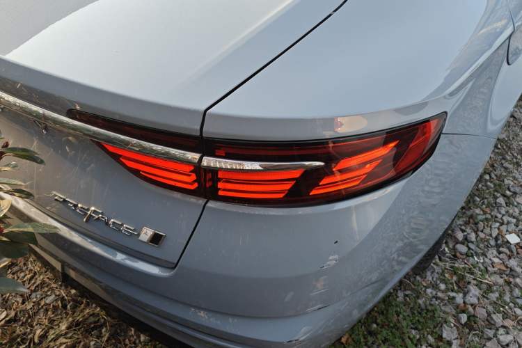Used Geely Auto Preface 2023 2.0TD Luxury Version Exterior 6