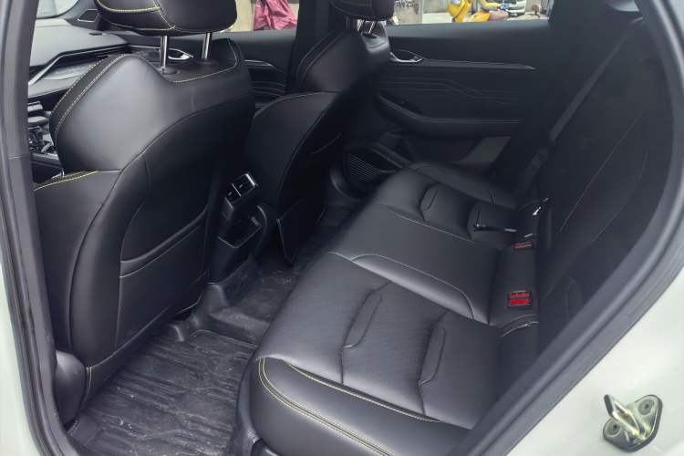 Used Geely Auto Preface 2023 1.5TD Fuyao Version Exterior 8