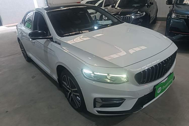 Used Geely Auto Preface 2023 2.0TD Prestige Version Front Right 45 Deg