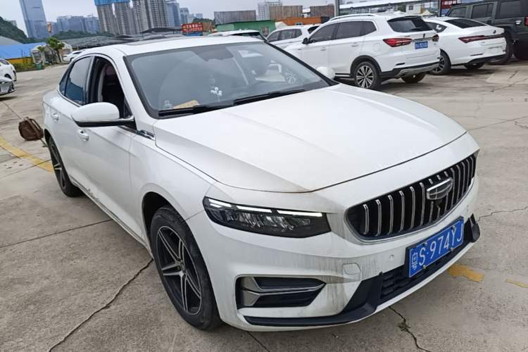 Used Geely Auto Preface 2023 2.0TD Luxury Version Front Right 45 Deg