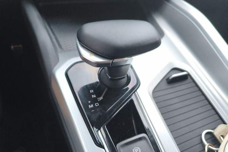 Used Geely Auto Preface 2023 2.0TD Prestige Version Gear Lever