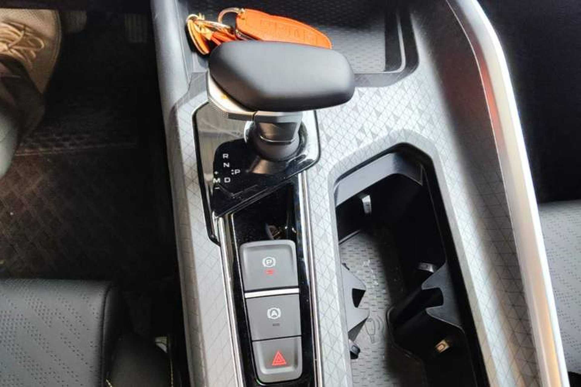 Used Geely Auto Preface 2023 1.5TD Kunlun Edition Gear Lever
