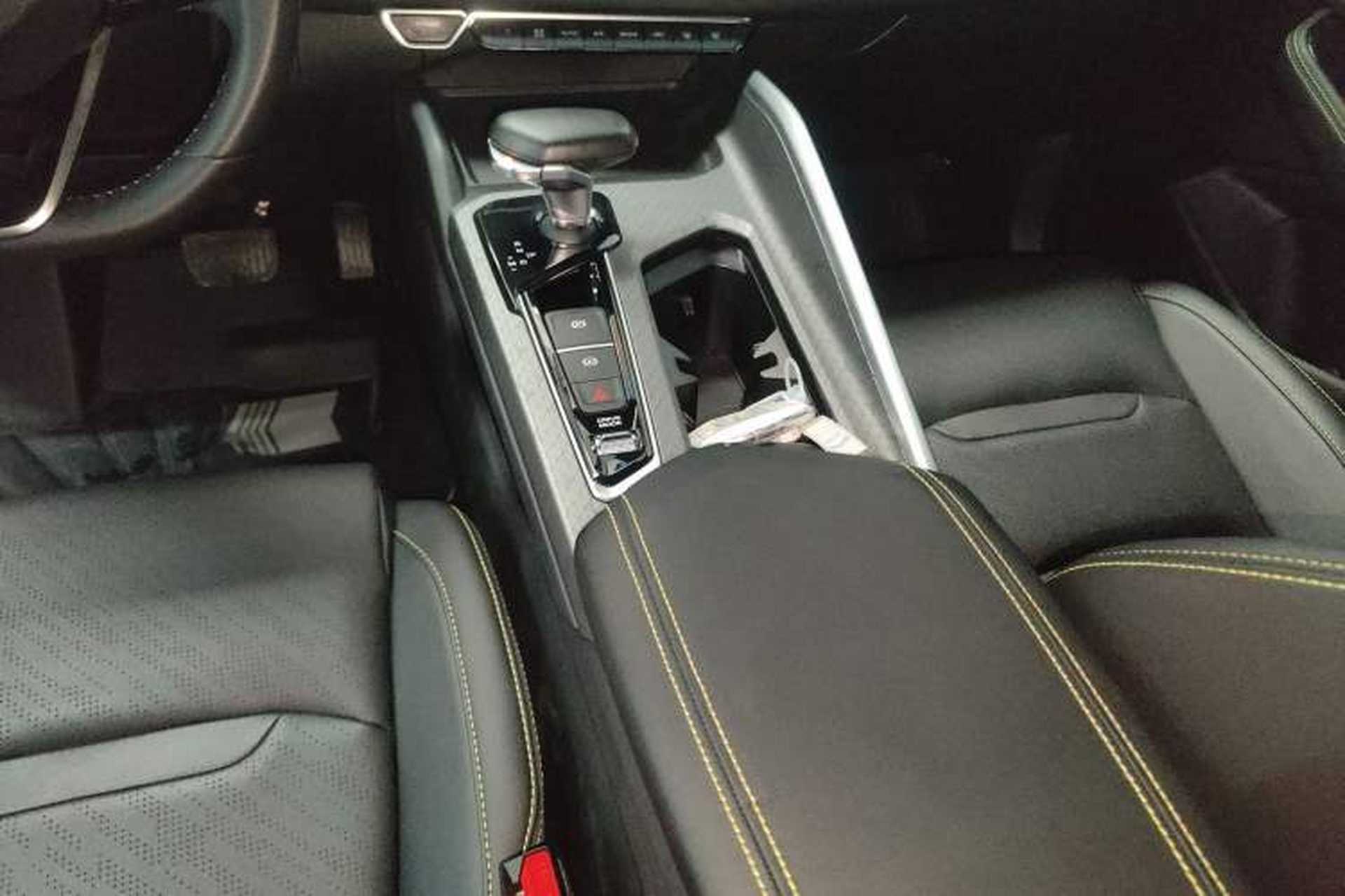 Used Geely Auto Preface 2023 1.5TD Fuyao Version Gear Lever