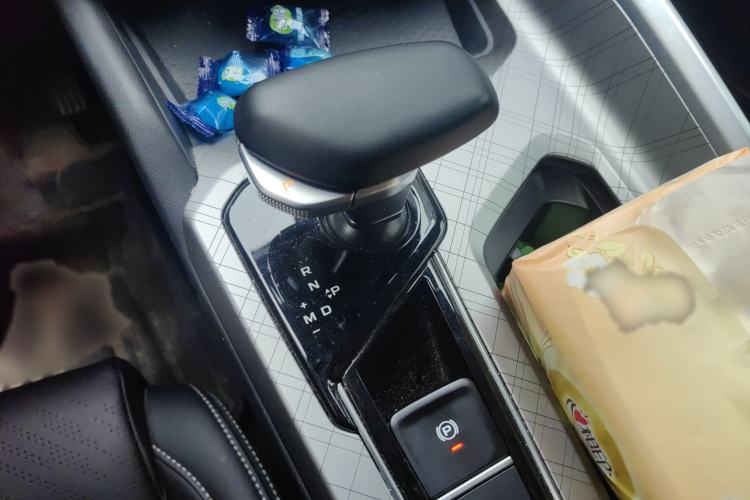 Used Geely Auto Preface 2023 2.0TD Luxury Version Gear Lever