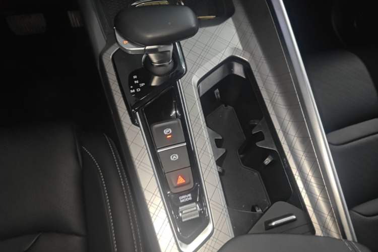 Used Geely Auto Preface 2023 2.0TD Luxury Version Gear Lever