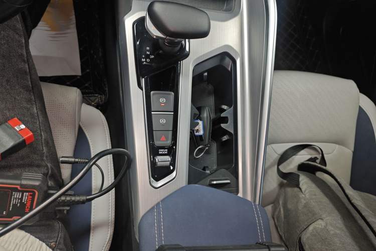 Used Geely Auto Preface 2023 2.0TD Prestige Version Gear Lever